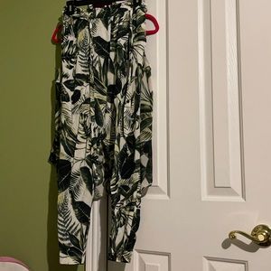 It’s SUMMER SHOPPERS AND I’M BACK WITH A HOT BUY!!